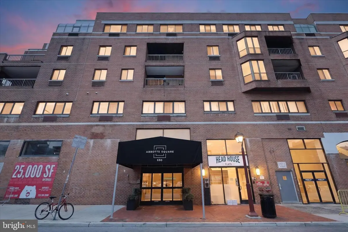 200 Lombard St #821, Philadelphia, PA 19147 - #1