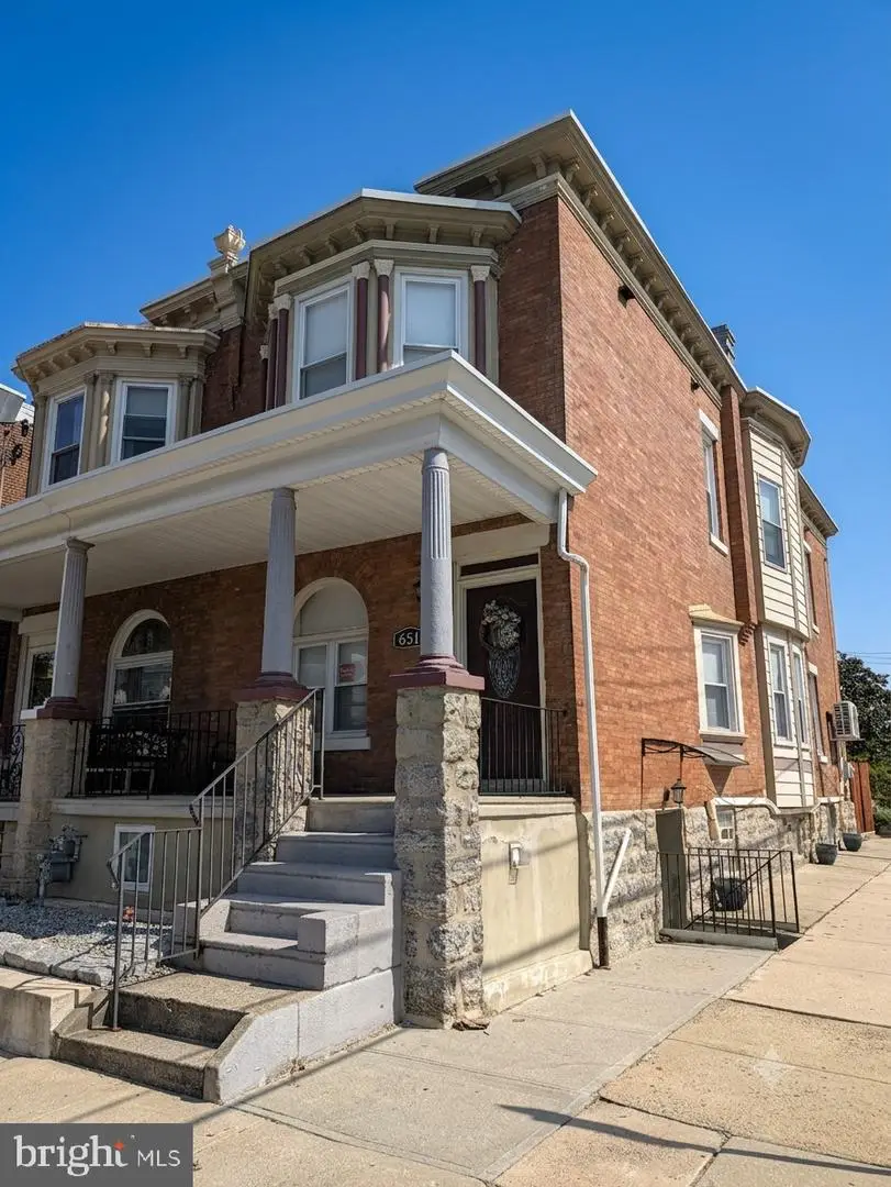 651 S 51st, Philadelphia, PA 19143 - #2