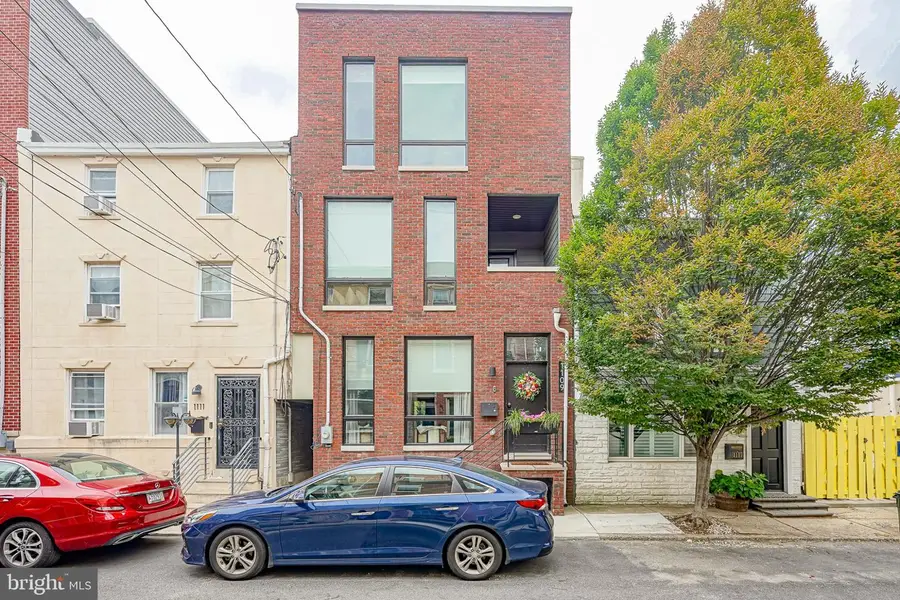 1109 Earl St, Philadelphia, PA 19125 - #2