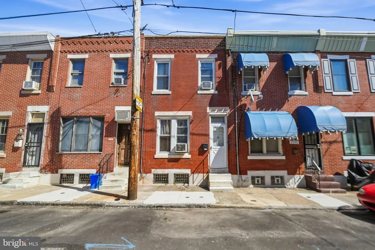 2333 S Hutchinson St, Philadelphia, PA 19148 - #1