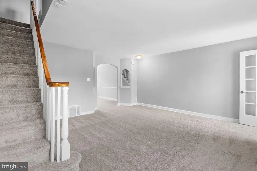 8261 Fayette St, Philadelphia, PA 19150 - #3