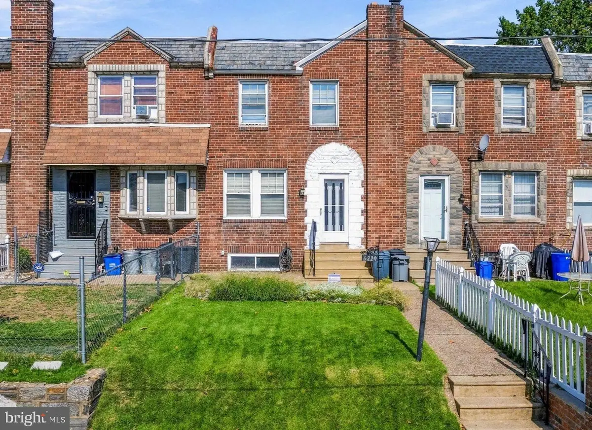 6224 Tackawanna St, Philadelphia, PA 19135 - #1