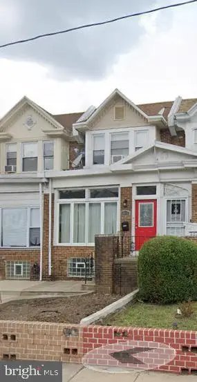 6033 W Oxford St, Philadelphia, PA 19151 - #1
