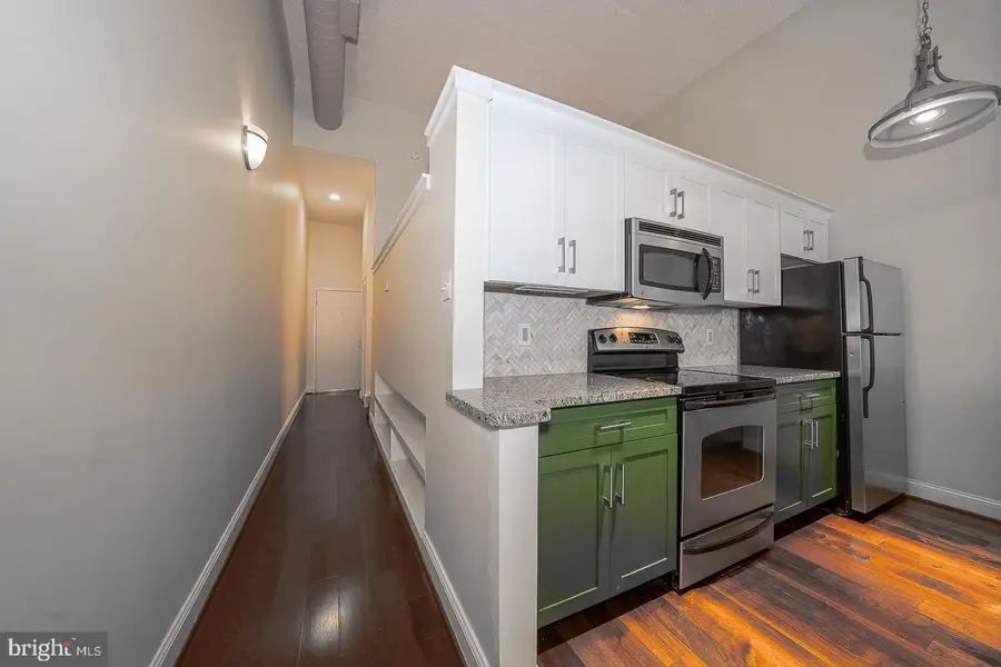 2429 Locust St #218, Philadelphia, PA 19103 - #3