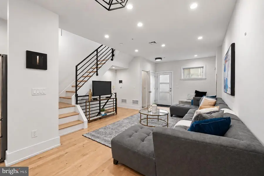 1305 N 27th St #5, Philadelphia, PA 19121 - #3