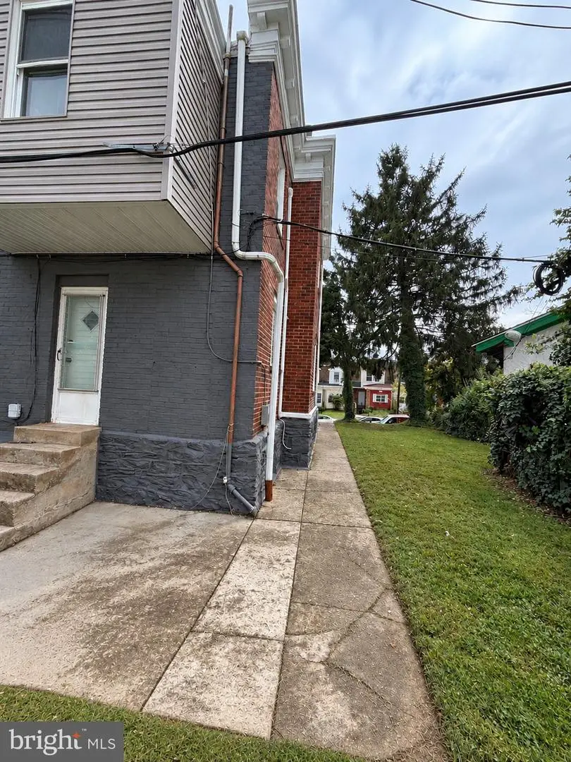 523 Geneva Ave, Philadelphia, PA 19120 - #2