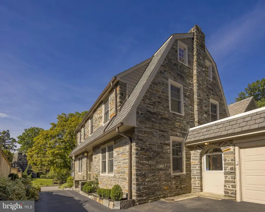 3903 Vaux St, Philadelphia, PA 19129 - #2