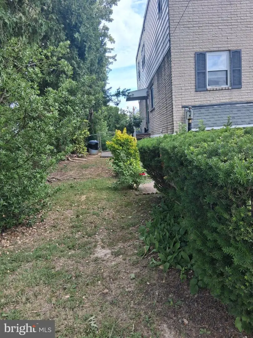 1889 Foster St, Philadelphia, PA 19116 - #2