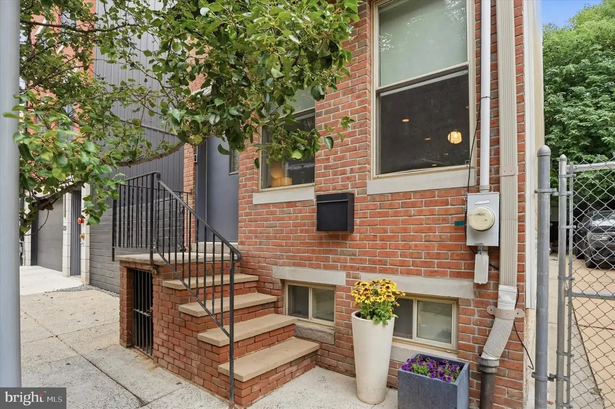 727 N Uber St, Philadelphia, PA 19130 - #1