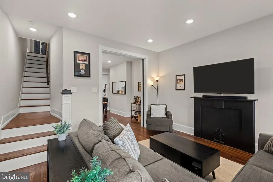 125 Osborn St, Philadelphia, PA 19128 - #3
