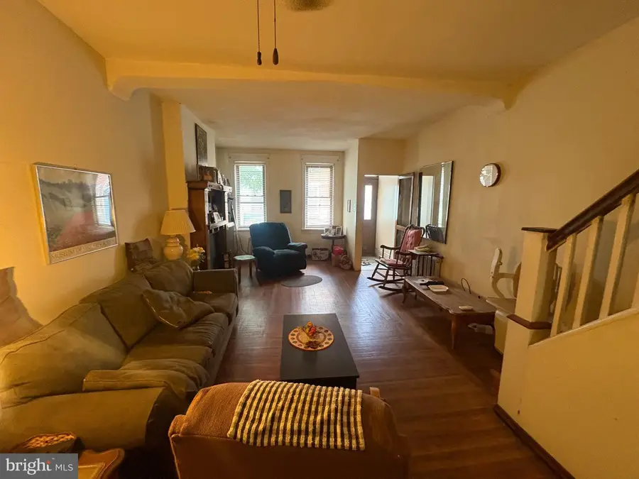 861 N Bambrey St, Philadelphia, PA 19130 - #3