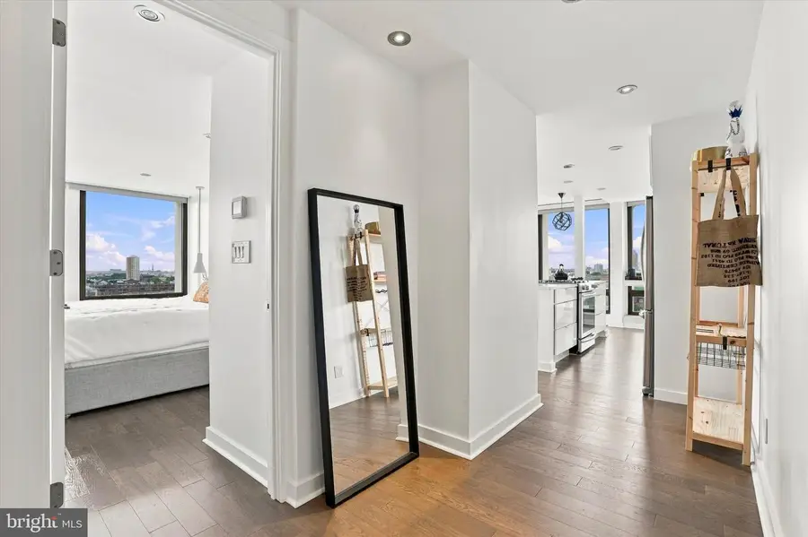 220 Locust St #12gs, Philadelphia, PA 19106 - #2