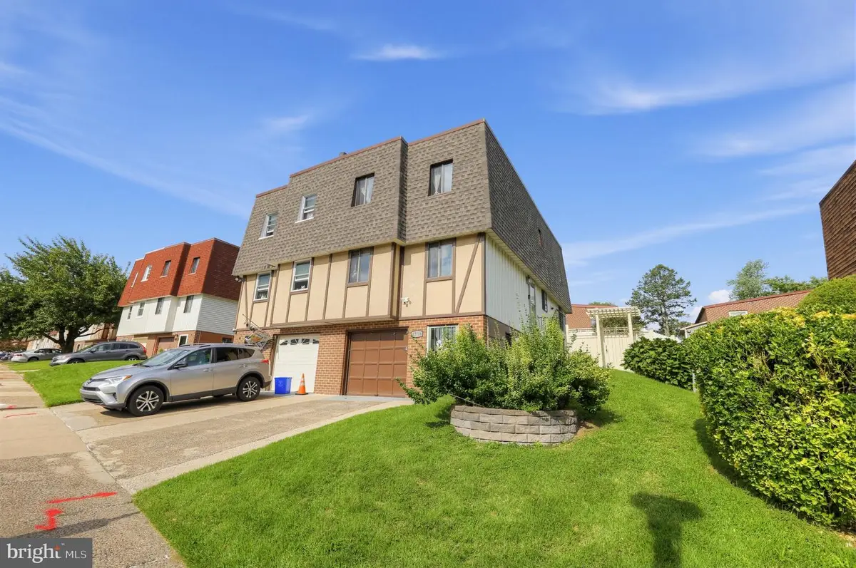 15126 Kovats Dr, Philadelphia, PA 19116 - #1
