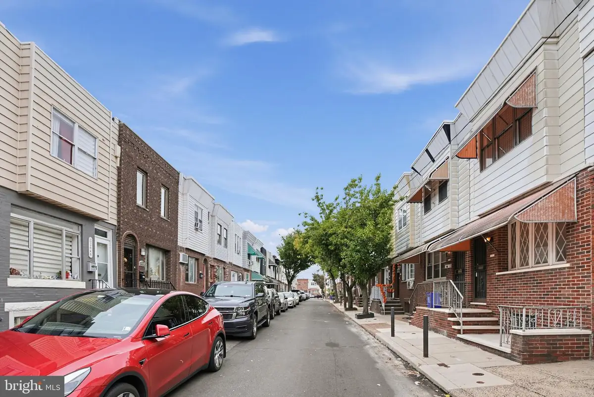 2647 S Hutchinson St, Philadelphia, PA 19148 - #1