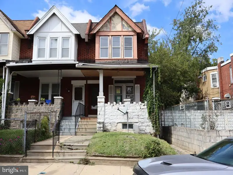 5711 Broomall St, Philadelphia, PA 19143 - #1