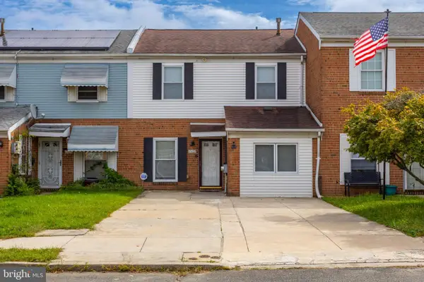 8408 Lyons Pl, PHILADELPHIA, PA 19153