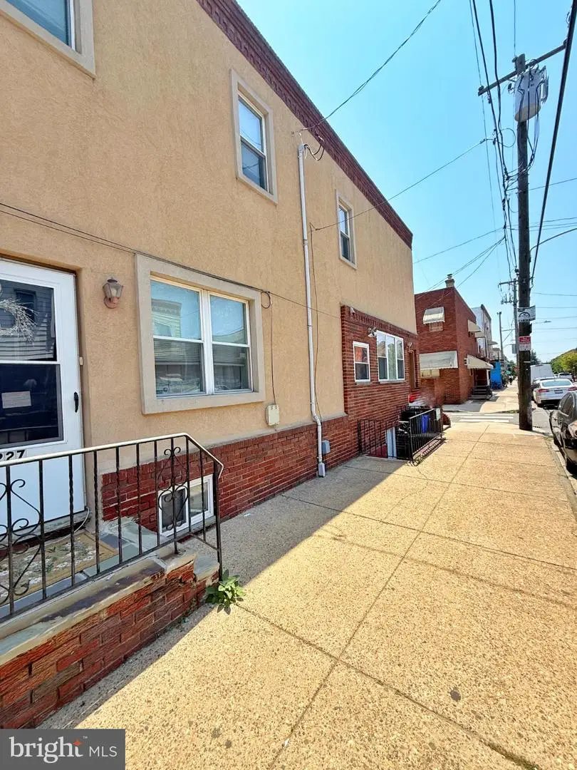 955 Daly St, Philadelphia, PA 19148 - #1