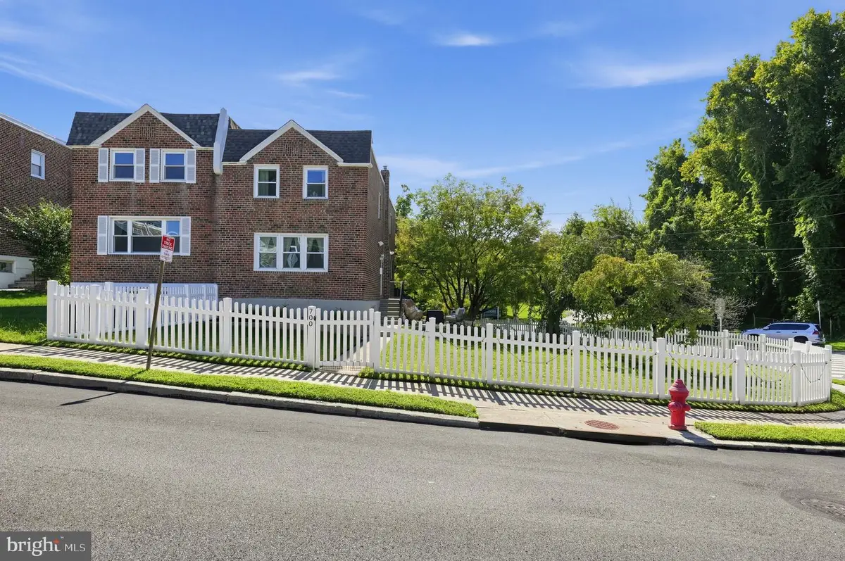 700 Livezey Ln, Philadelphia, PA 19128 - #1