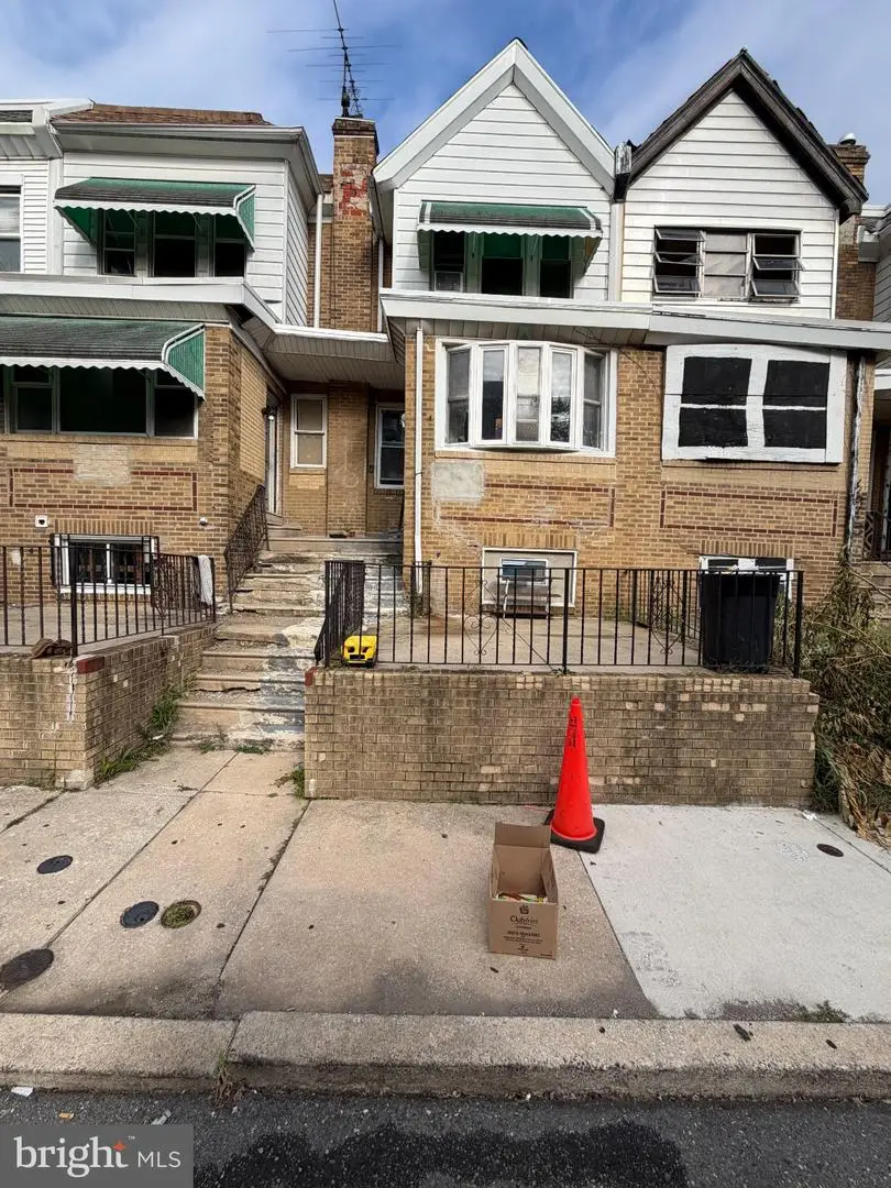 6945 Theodore St, Philadelphia, PA 19142 - #1