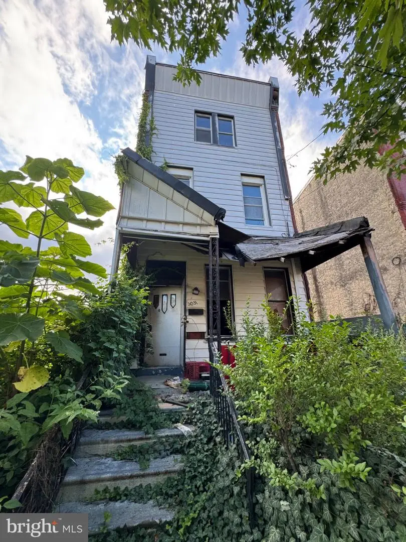 3031 N 16th St, Philadelphia, PA 19132 - #1