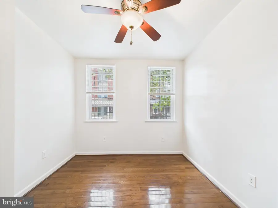 521 N 35th St, Philadelphia, PA 19104 - #2