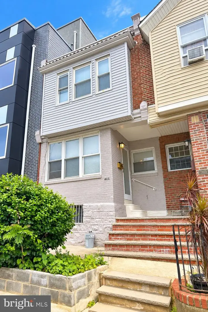 2823 S Marshall St, Philadelphia, PA 19148 - #1