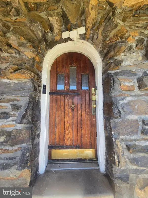 629 E Woodlawn St, PHILADELPHIA, PA 19144