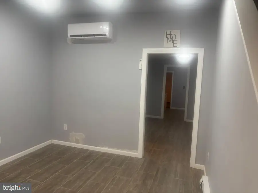 2434 N 30th St, Philadelphia, PA 19132 - #3