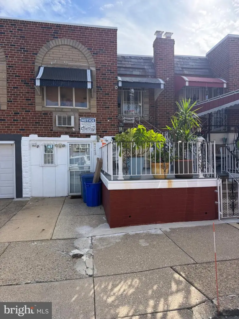 4243 Palmetto St, Philadelphia, PA 19124 - #1