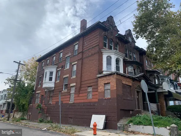 1522 Erie W, PHILADELPHIA, PA 19140