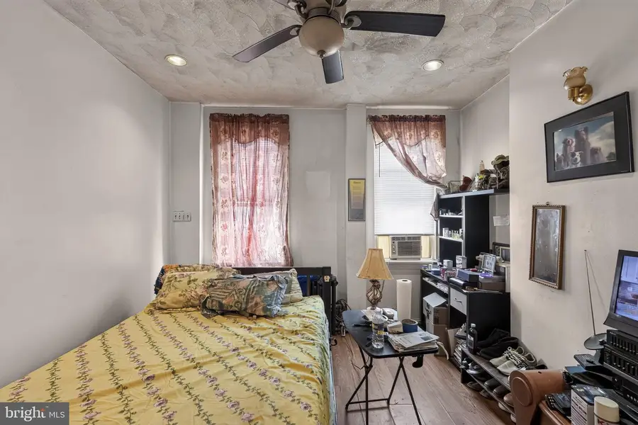 1402 S Hanson St, Philadelphia, PA 19143 - #3