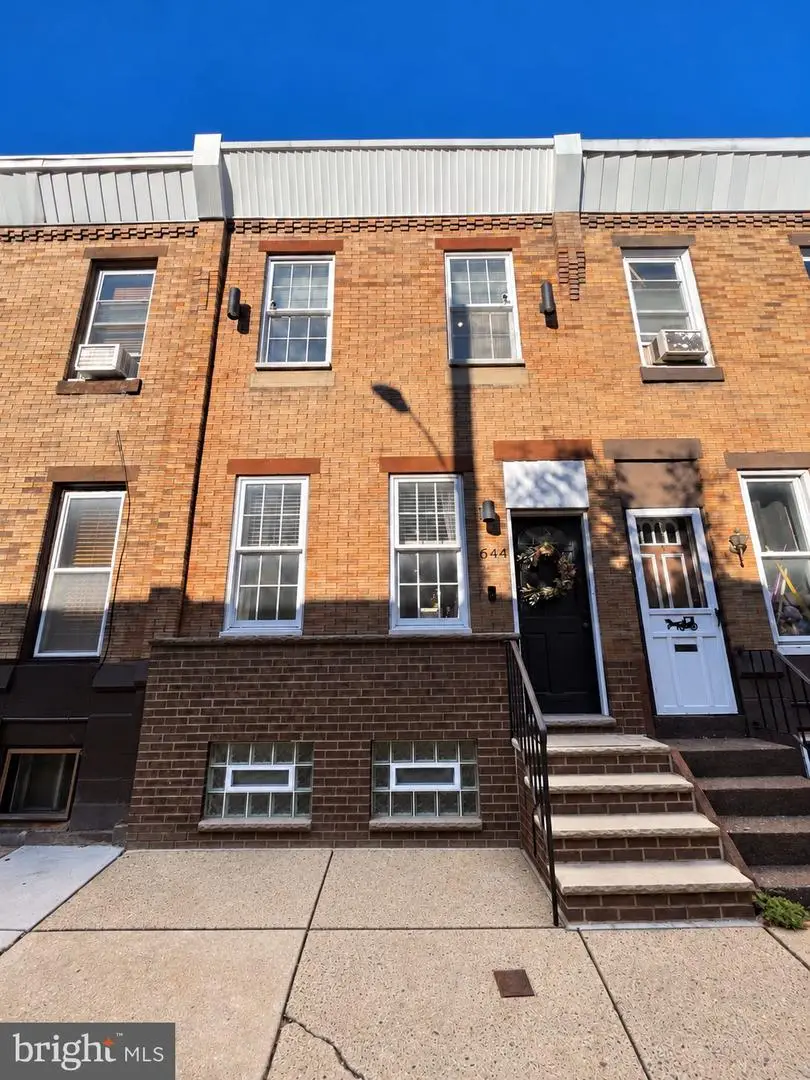 1644 S Lawrence St, Philadelphia, PA 19148 - #2