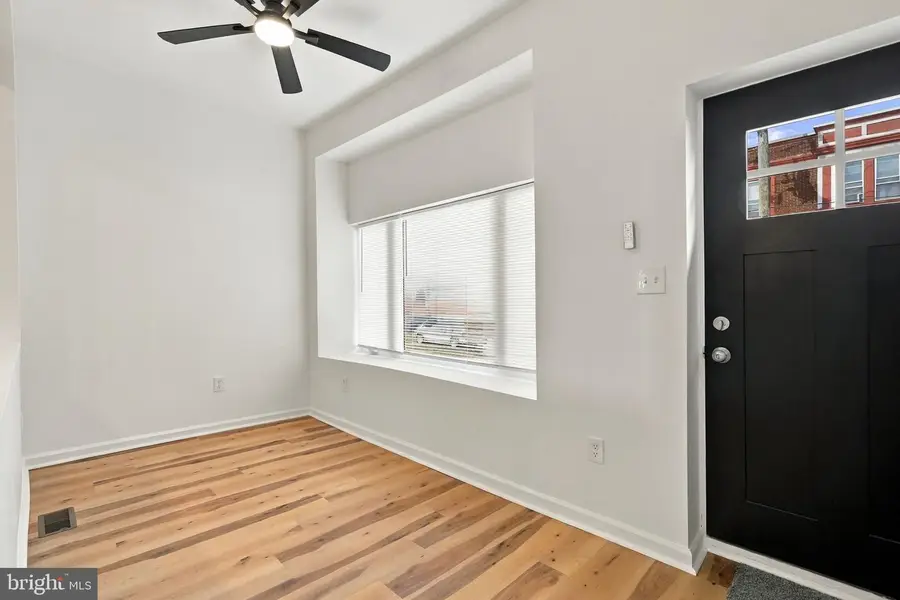 906 W Rockland St, Philadelphia, PA 19141 - #3