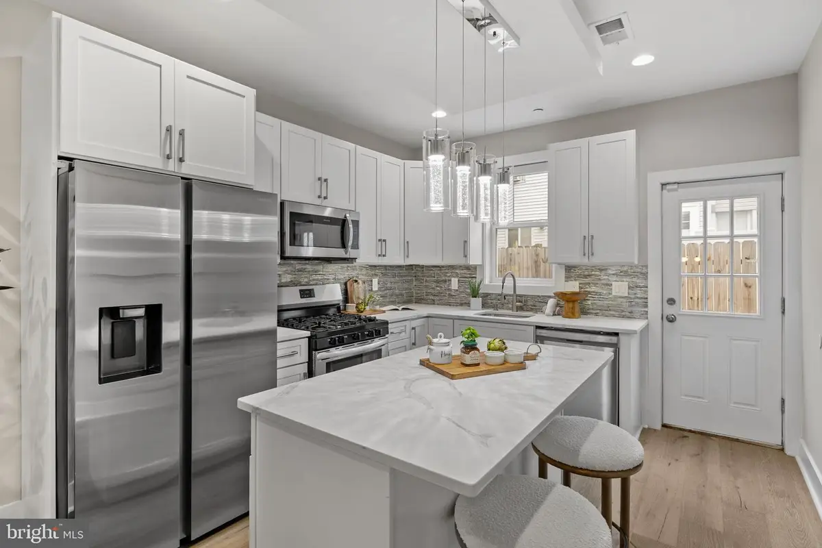 2536 E Gordon St, Philadelphia, PA 19125 - #1