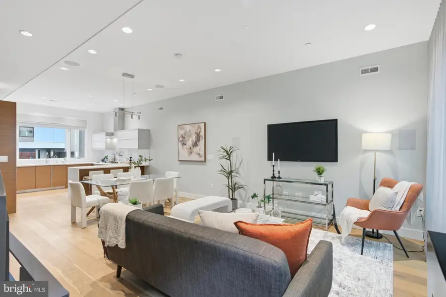 204 W Laurel St #4, Philadelphia, PA 19123 - #3