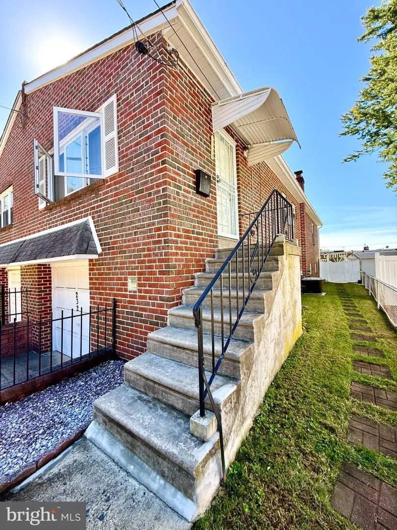 232 Robbins St, Philadelphia, PA 19111 - #2