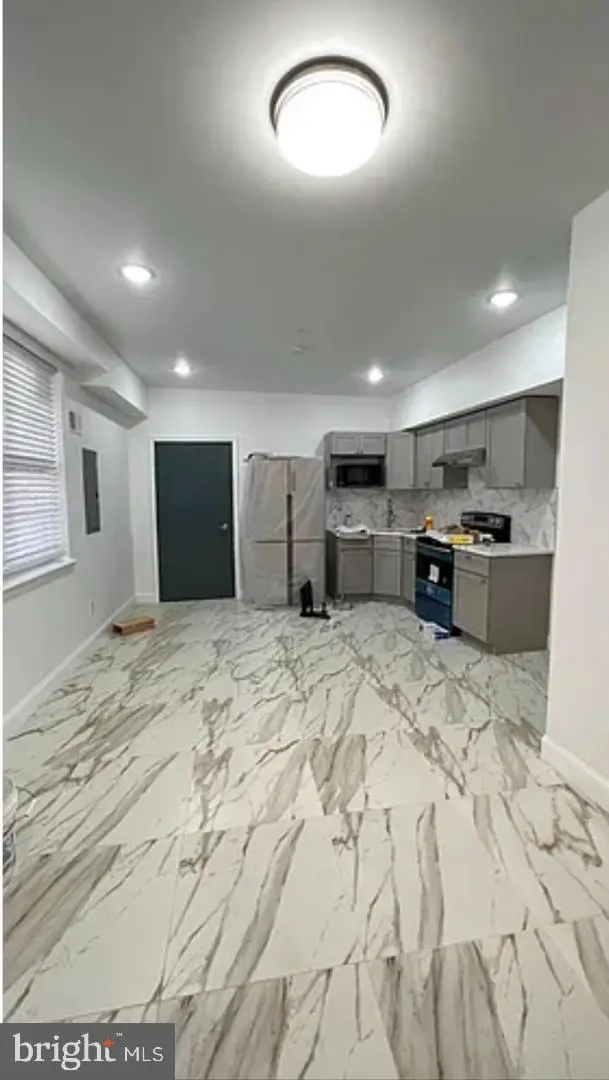 641 N 11th St, Philadelphia, PA 19123 - #1