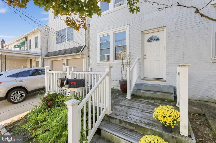 533 Gerhard St, Philadelphia, PA 19128 - #2