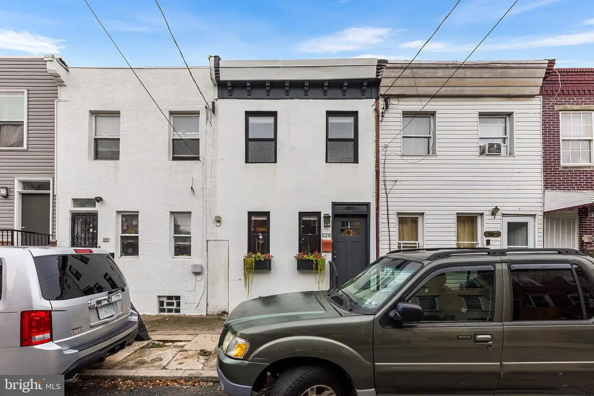 528 Pierce St, Philadelphia, PA 19148 - #1