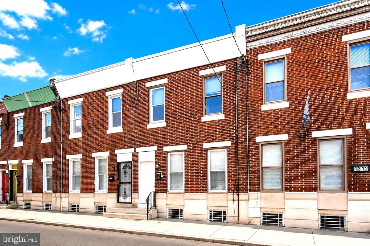 1314 S Myrtlewood St, Philadelphia, PA 19146 - #1