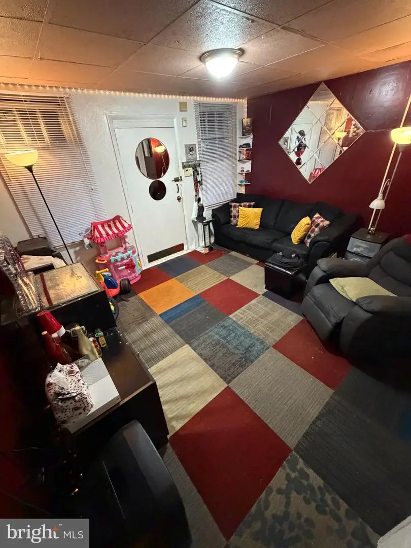 2536 S Holbrook St, Philadelphia, PA 19142 - #3