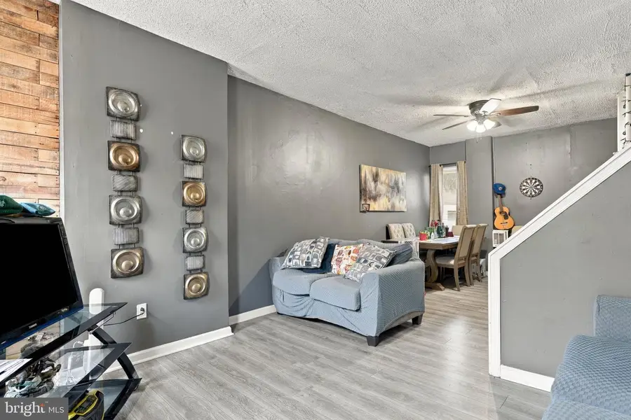 3334 Waterloo St, Philadelphia, PA 19140 - #2