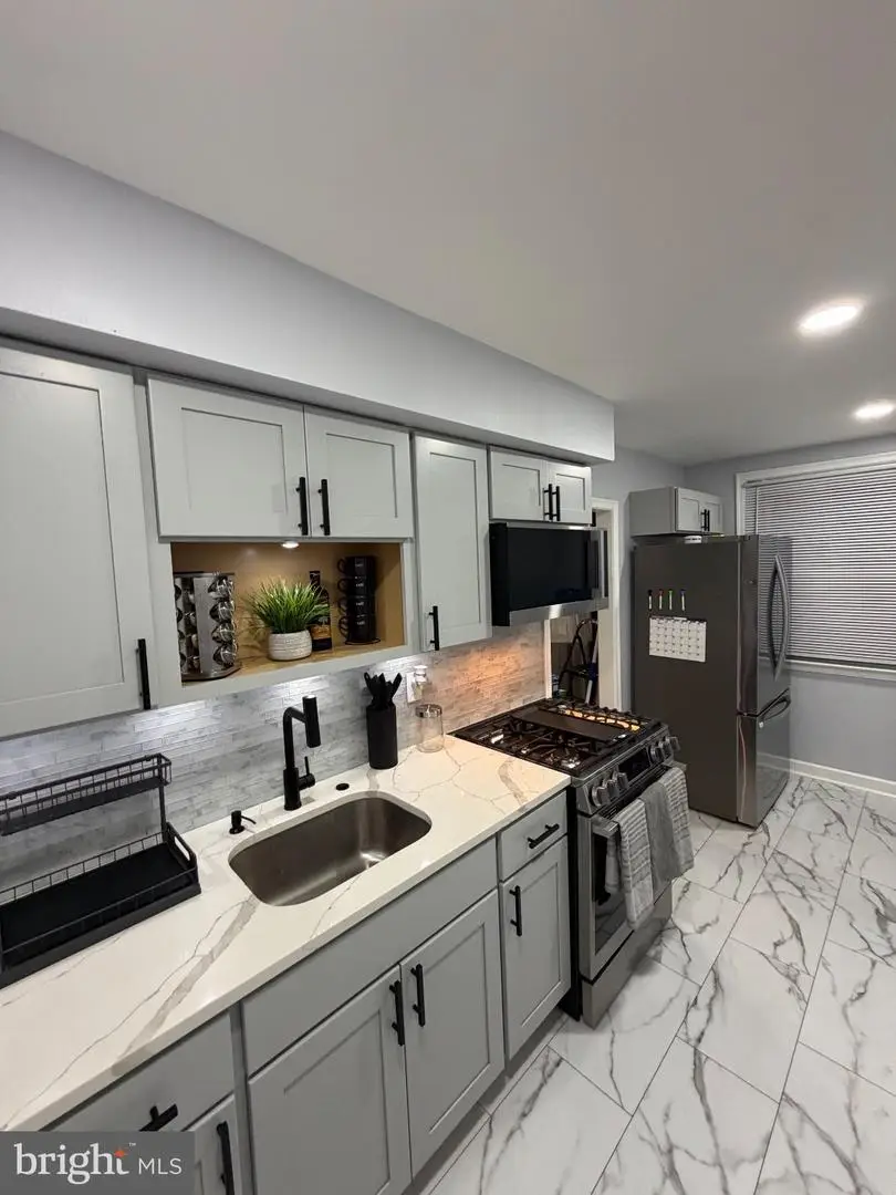 6648 Algard St, Philadelphia, PA 19135 - #3