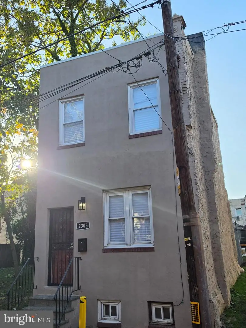 2306 N Fawn St, Philadelphia, PA 19133 - #2