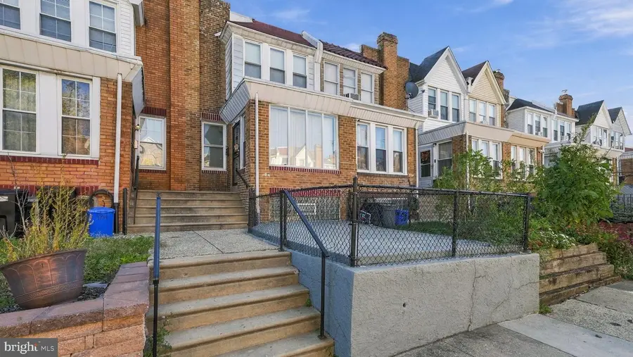 5829 N Hope St, Philadelphia, PA 19120 - #2