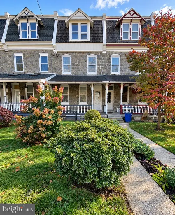 250 Sumac St, PHILADELPHIA, PA 19128