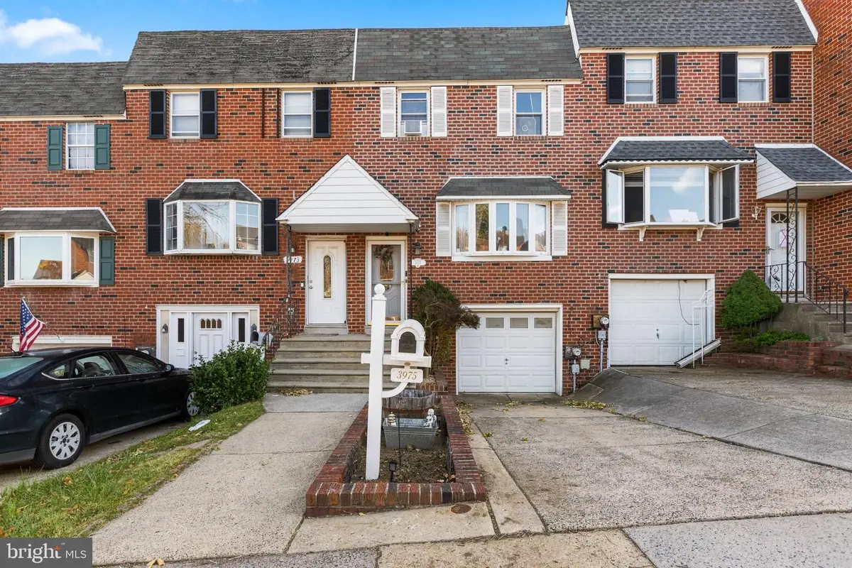 3975 Carteret Dr, Philadelphia, PA 19114 - #1