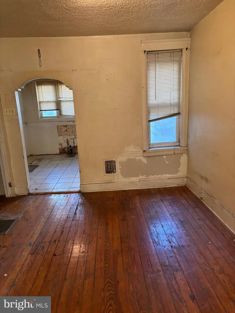 2424 S Hutchinson St, Philadelphia, PA 19148 - #3