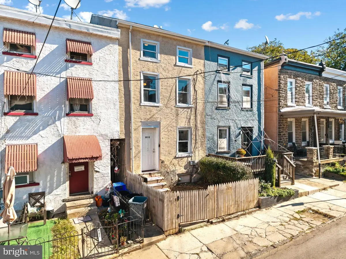 4517 Mitchell St, Philadelphia, PA 19128 - #1