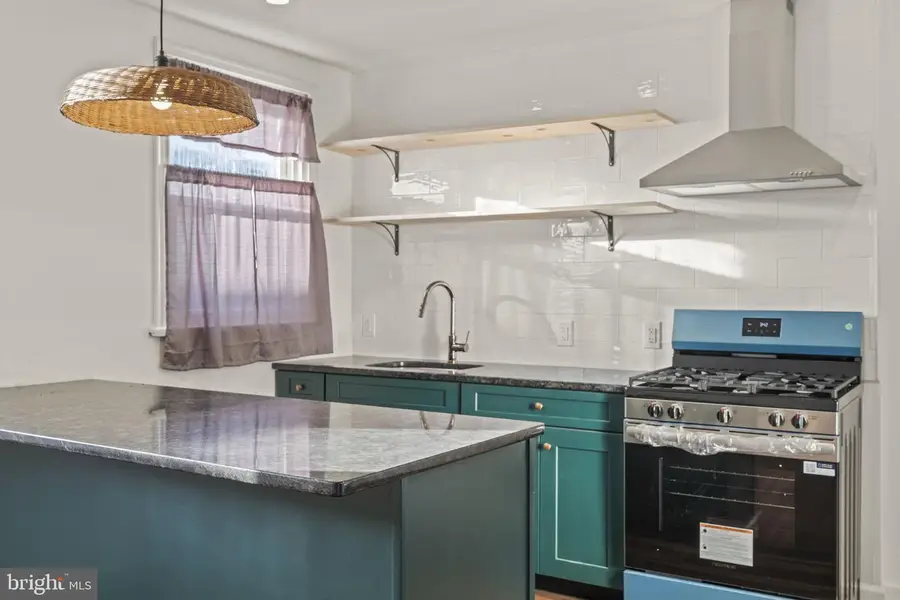 6341 Walker St, Philadelphia, PA 19135 - #3